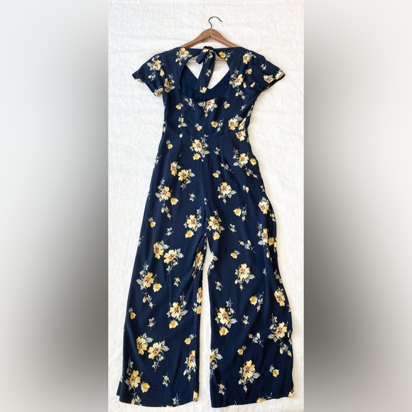 Abercrombie & Fitch Floral Romper Jumpsuit - Picture 9 of 16
